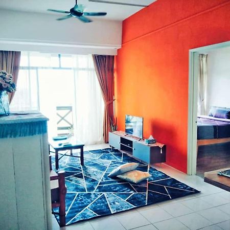 Ferienwohnung Sofea Garden Malacca Exterior foto